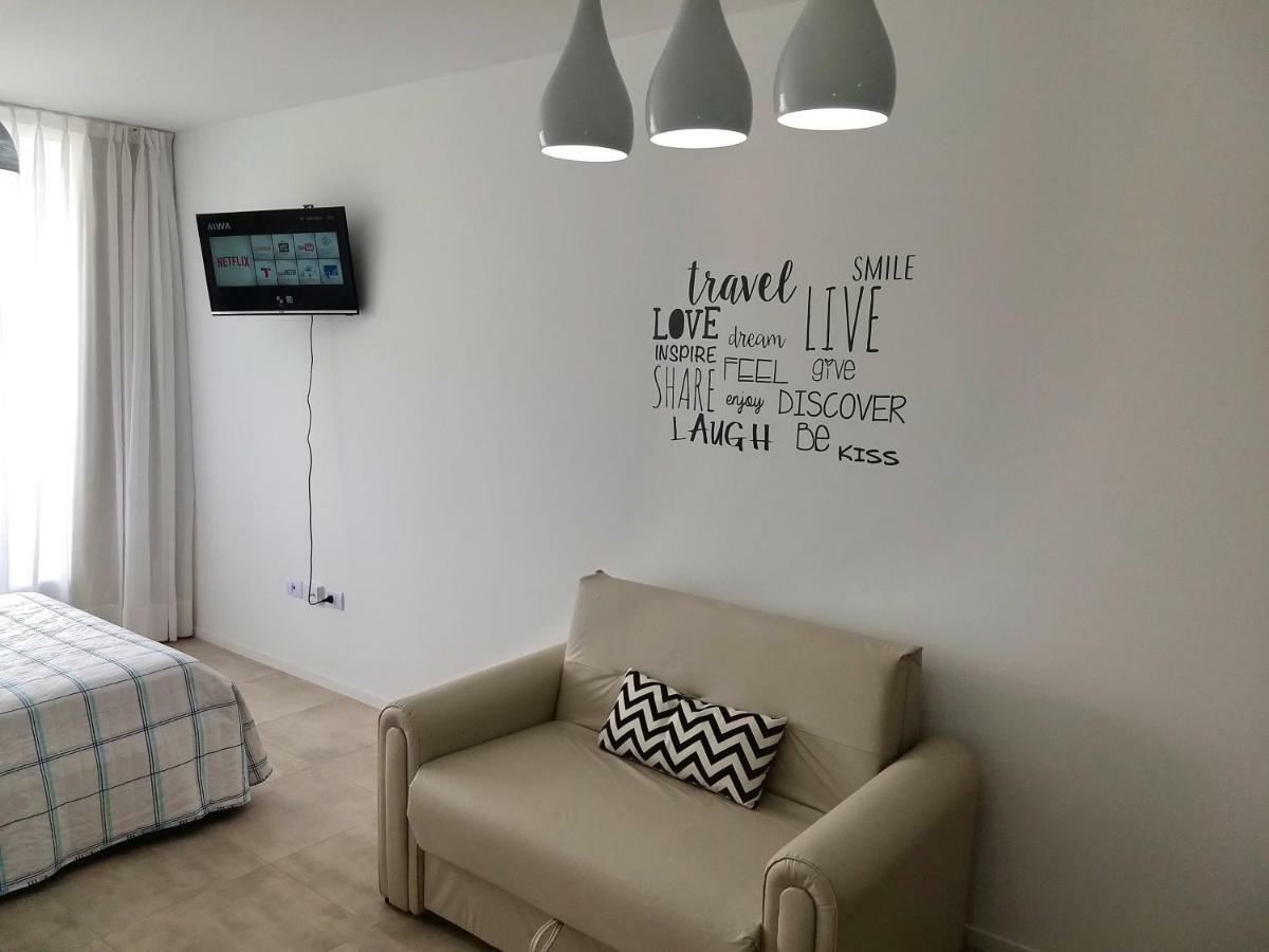 Independencia 1302 9C By Hb Apartment Буенос Айрес Екстериор снимка